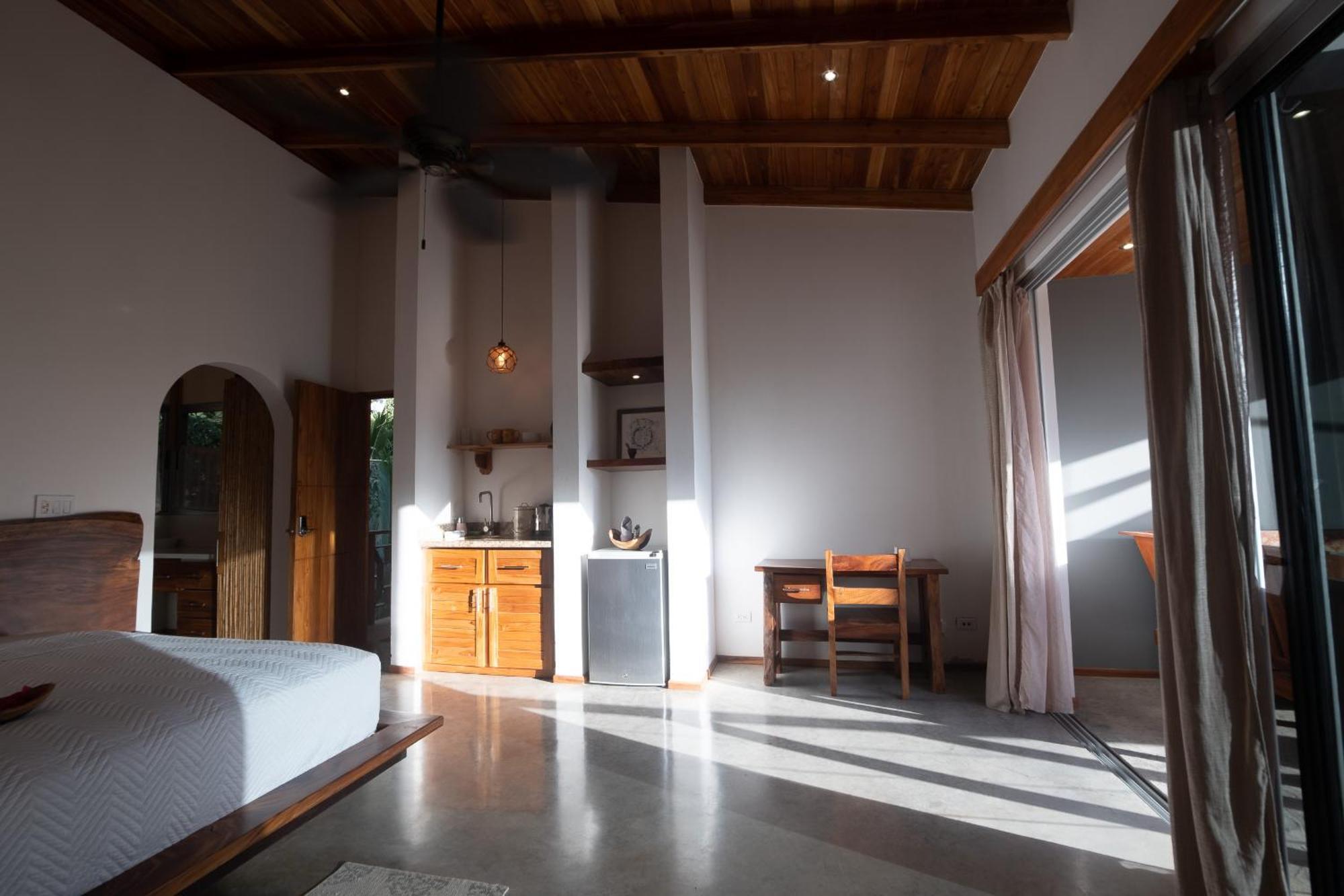 Iluminar Beachfront Suites Nosara Luaran gambar